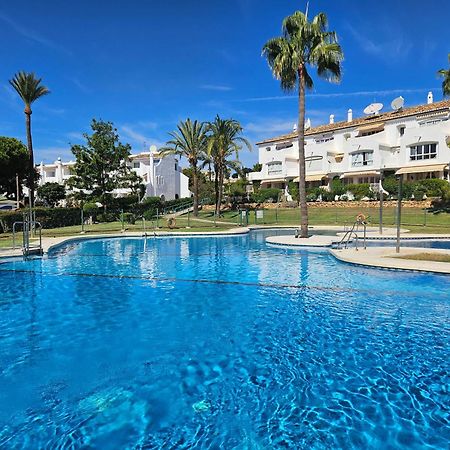 One Bedroom Apartment In Jardines De Calahonda MIJAS COSTA Zewnętrze zdjęcie